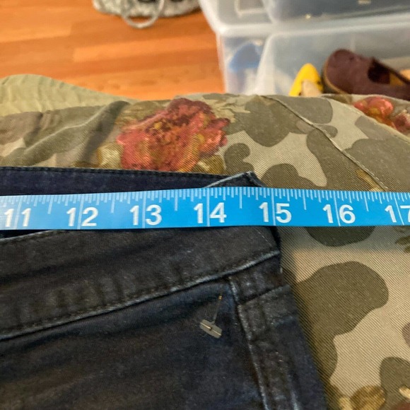 KUT from the Kloth Jeans Womens Sz 8 Skinny Leg Dark Wash Wax Coated Denim - Picture 6 of 9